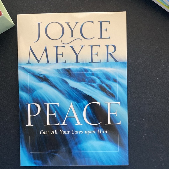 Joyce Meyer, Hope In Difficult Times, 6 Books - Picture 4 of 15